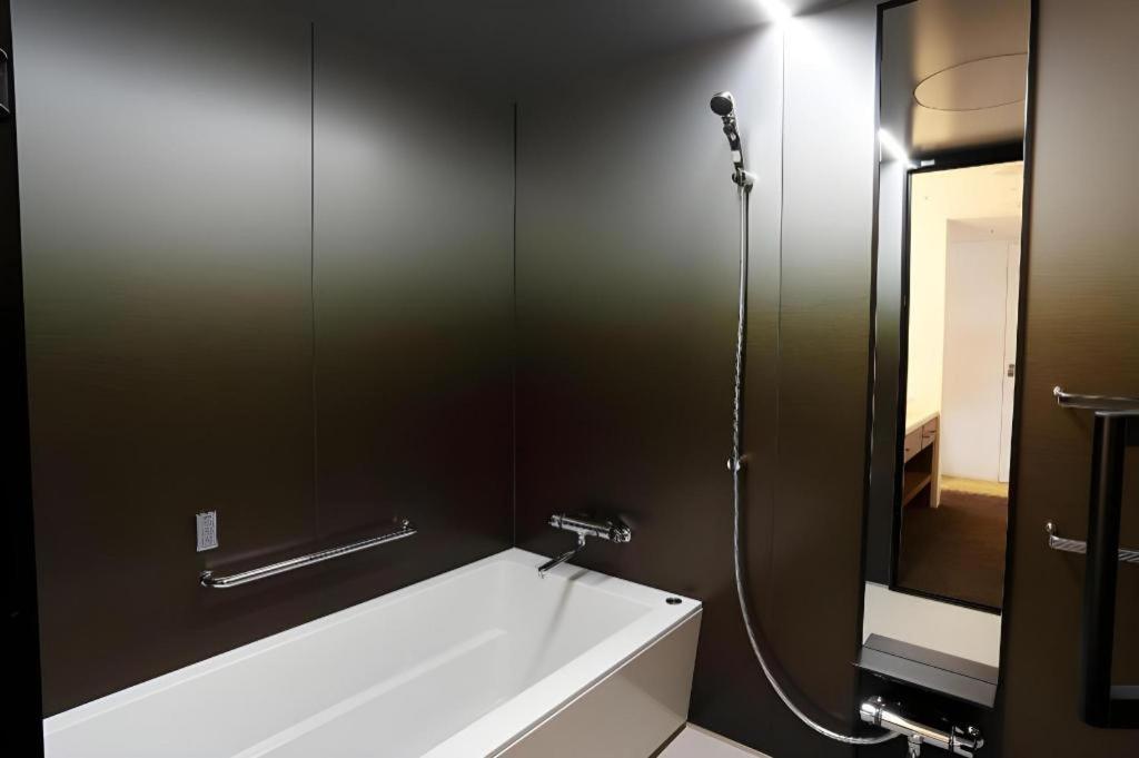 Tenza And Skyspa At Hotel